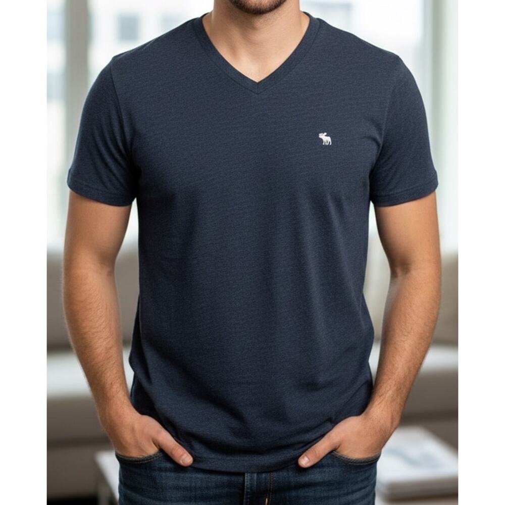 Abercrombie & Fitch Men's V-Neck T-Shirt Navy Blue Signature Moose Logo Size M
